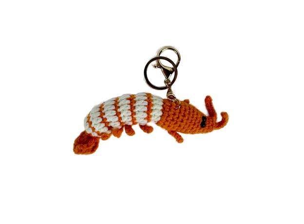 Брелок Креветка вязаная