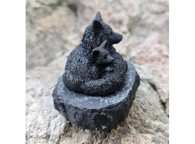 Фигурка Лиса с лисенком, шунгит